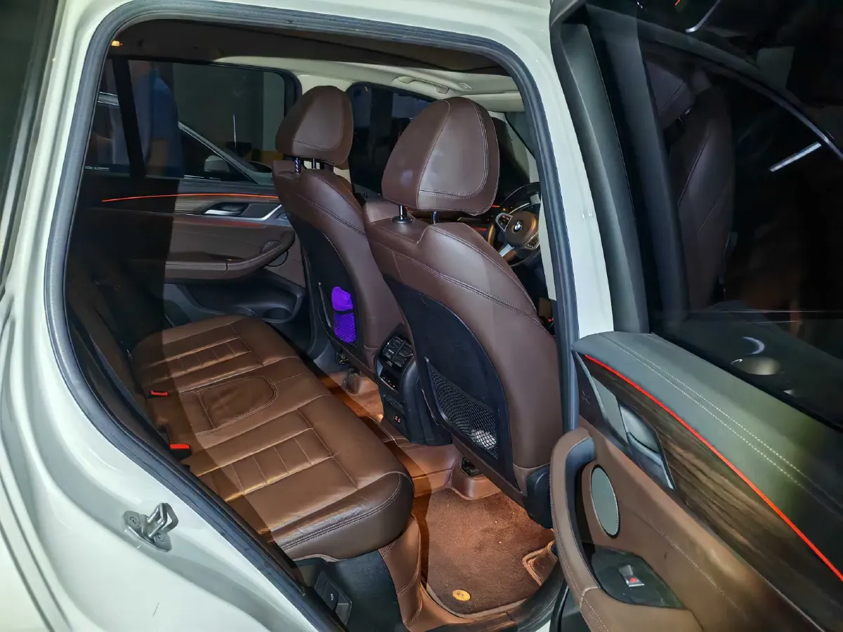2021 BMW X3 2.0T 224HP L4 8AT,autocango,china used car exporter,china ev exporter,chinese used car exporter,chinese used ev exporter