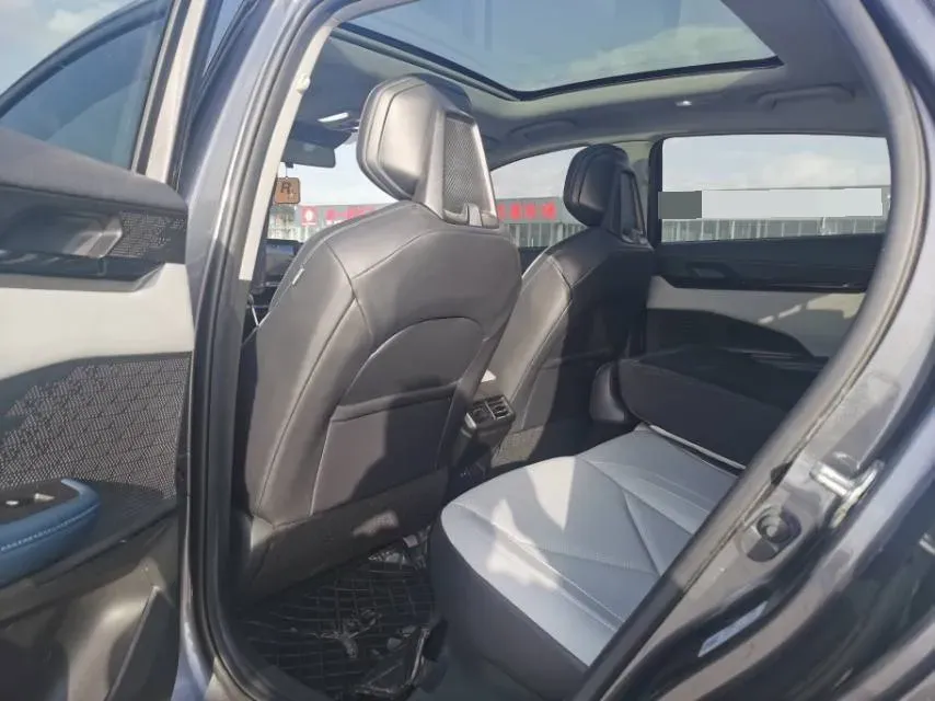 2023 ChangAn UNI-V iDD 1.5T 170HP L4 6TCT PHEV 18.4KWH,autocango,china used car exporter,china ev exporter,chinese used car exporter,chinese used ev exporter