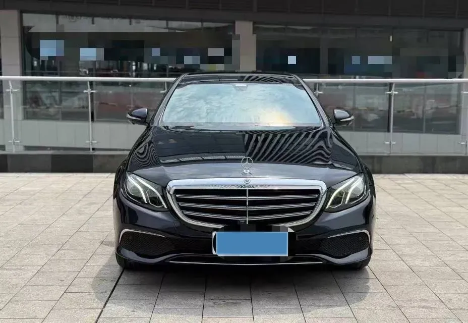 2020 Mercedes-Benz E Class 2.0T 258HP L4 9AT,autocango,china used car exporter,china ev exporter,chinese used car exporter,chinese used ev exporter