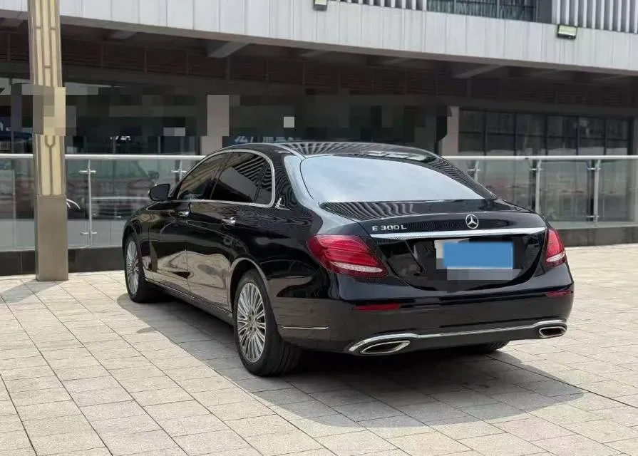 2020 Mercedes-Benz E Class 2.0T 258HP L4 9AT,autocango,china used car exporter,china ev exporter,chinese used car exporter,chinese used ev exporter