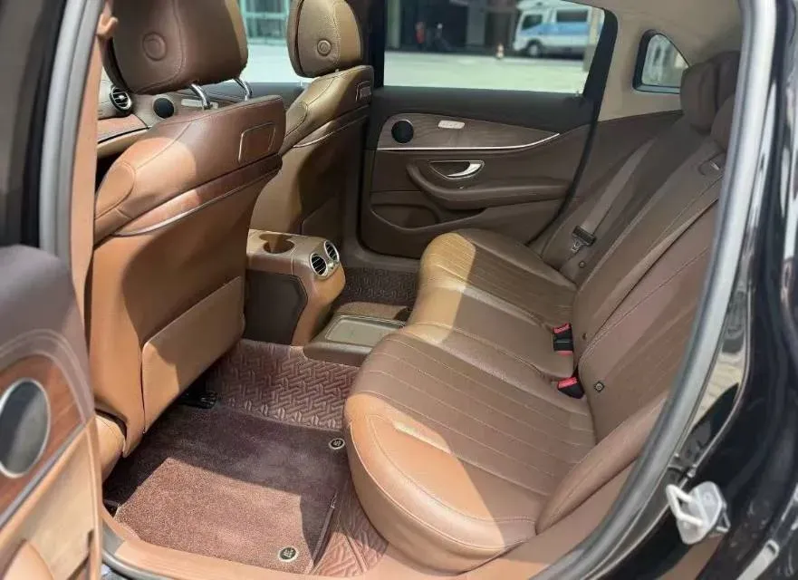 2020 Mercedes-Benz E Class 2.0T 258HP L4 9AT,autocango,china used car exporter,china ev exporter,chinese used car exporter,chinese used ev exporter