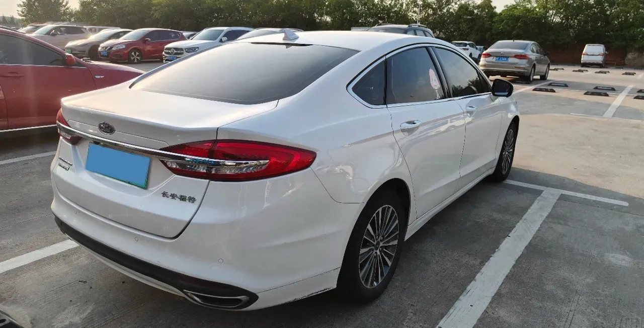 2018 Ford Mondeo 2.0L 143HP L4 E-CVT PHEV 9KWH,autocango,china used car exporter,china ev exporter,chinese used car exporter,chinese used ev exporter