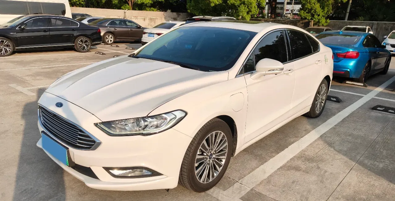 2018 Ford Mondeo 2.0L 143HP L4 E-CVT PHEV 9KWH,autocango,china used car exporter,china ev exporter,chinese used car exporter,chinese used ev exporter