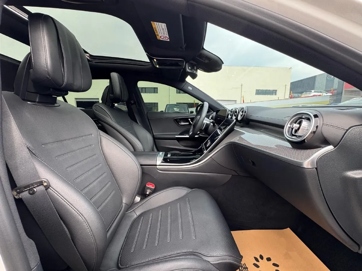 2024 Mercedes-Benz C Class 1.5T 204HP L4 9AT,autocango,china used car exporter,china ev exporter,chinese used car exporter,chinese used ev exporter