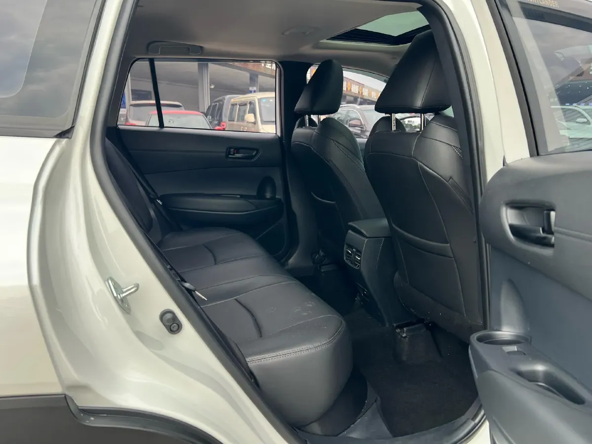 2024 Toyota Frontlander 2.0L 171HP L4 CVT,autocango,china used car exporter,china ev exporter,chinese used car exporter,chinese used ev exporter