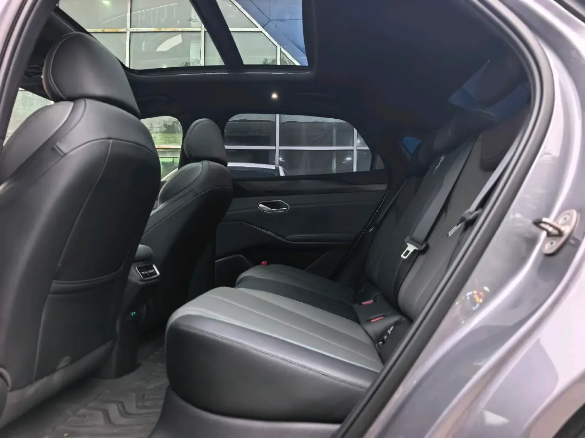 2025 BYD QinL BEV,autocango,china used car exporter,china ev exporter,chinese used car exporter,chinese used ev exporter