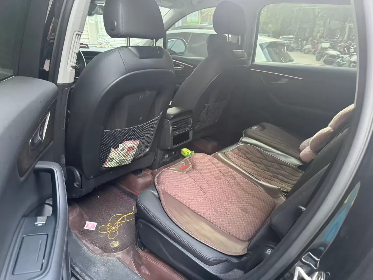 2023 Audi Q7 3.0T 340HP V6 8AT,autocango,china used car exporter,china ev exporter,chinese used car exporter,chinese used ev exporter