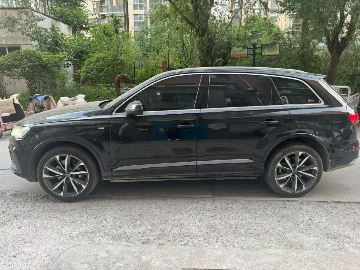 2023 Audi Q7 3.0T 340HP V6 8AT,autocango,china used car exporter,china ev exporter,chinese used car exporter,chinese used ev exporter