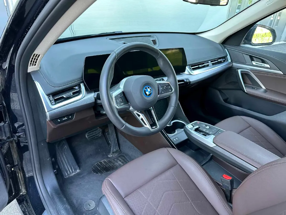 2025 Iveco 3.0T 179HP L4 8AT,autocango,china used car exporter,china ev exporter,chinese used car exporter,chinese used ev exporter