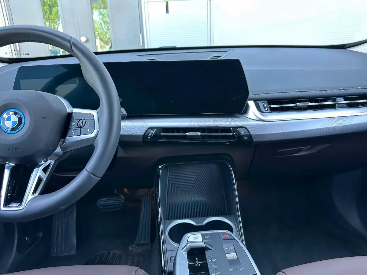 2025 Iveco 3.0T 179HP L4 8AT,autocango,china used car exporter,china ev exporter,chinese used car exporter,chinese used ev exporter