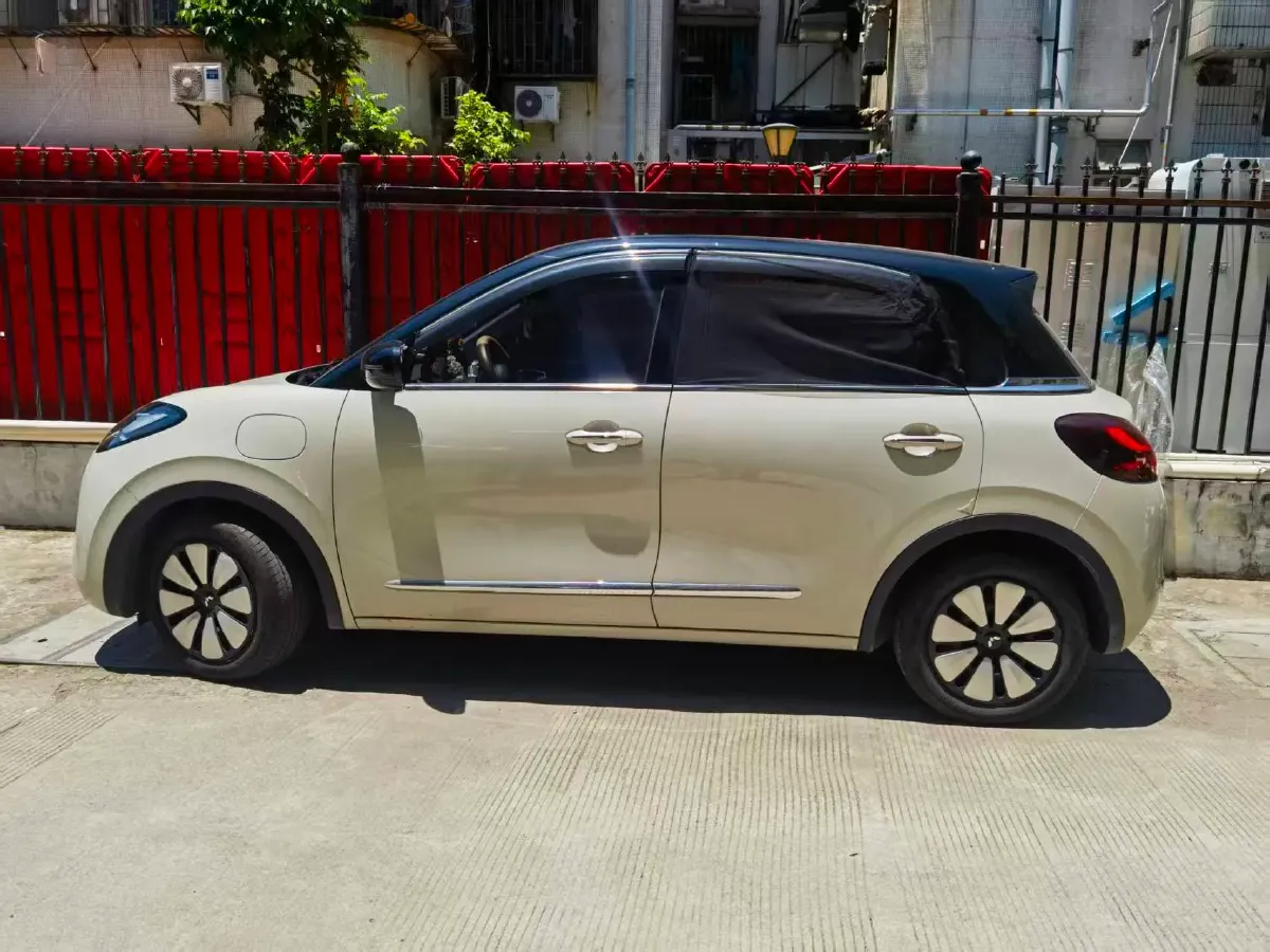 2023 WuLing BinGuo BEV 31.9KWH,autocango,china used car exporter,china ev exporter,chinese used car exporter,chinese used ev exporter