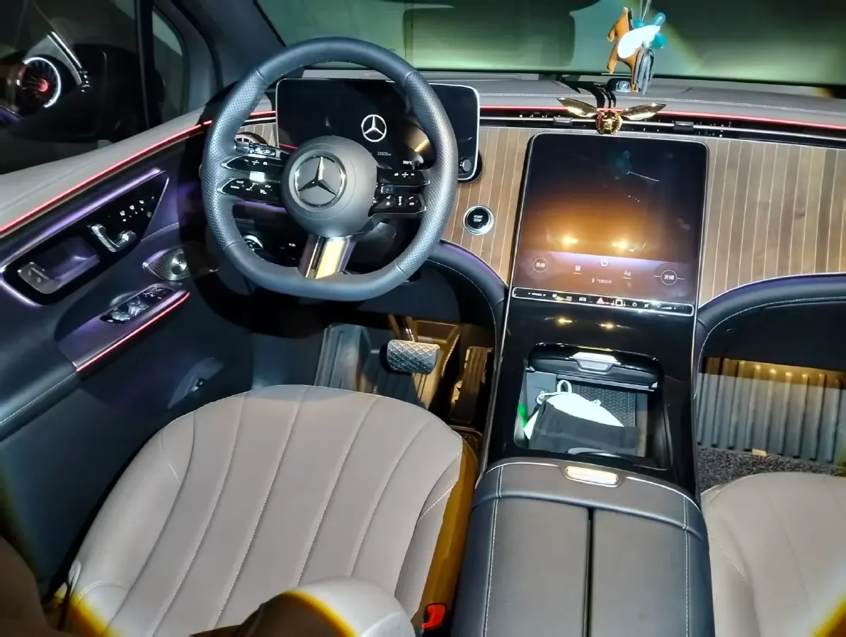 2024 Mercedes-Benz EQE SUV BEV 96.1KWH,autocango,china used car exporter,china ev exporter,chinese used car exporter,chinese used ev exporter