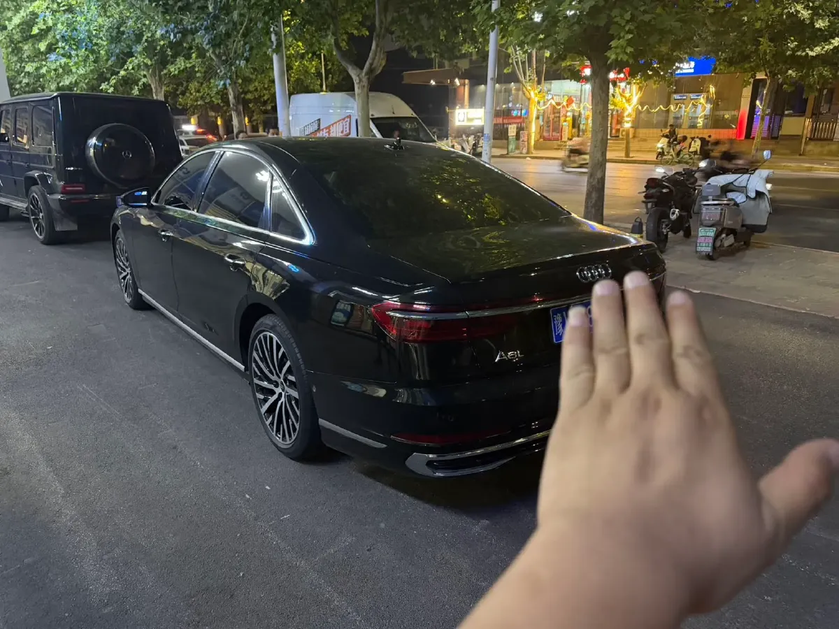 2023 Audi A8 3.0T 286HP V6 8AT,autocango,china used car exporter,china ev exporter,chinese used car exporter,chinese used ev exporter