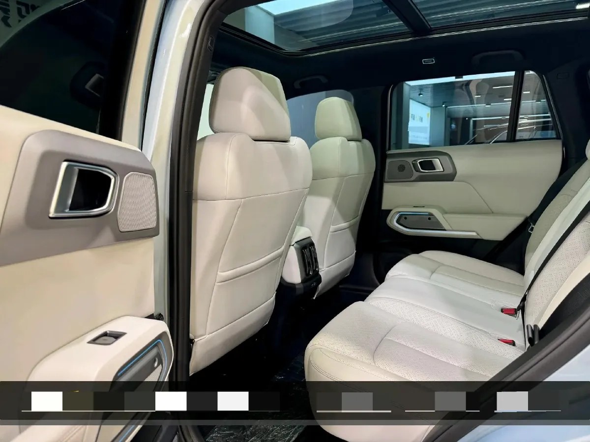 2025 FangChengBao Tai 3 BEV,autocango,china used car exporter,china ev exporter,chinese used car exporter,chinese used ev exporter