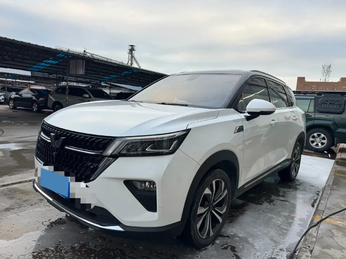 2021 WuLing XingChen 1.5T 147HP L4 CVT,autocango,china used car exporter,china ev exporter,chinese used car exporter,chinese used ev exporter