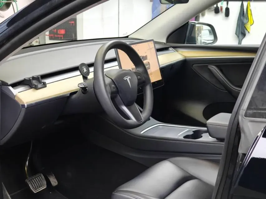 2022 Tesla Model Y BEV 60KWH,autocango,china used car exporter,china ev exporter,chinese used car exporter,chinese used ev exporter