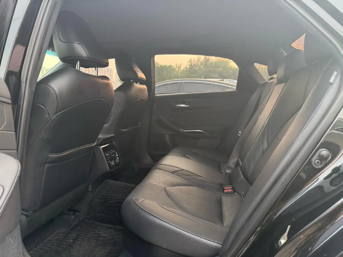 2019 Toyota Avalon 2.5L 178HP L4 E-CVT Hybrid,autocango,china used car exporter,china ev exporter,chinese used car exporter,chinese used ev exporter