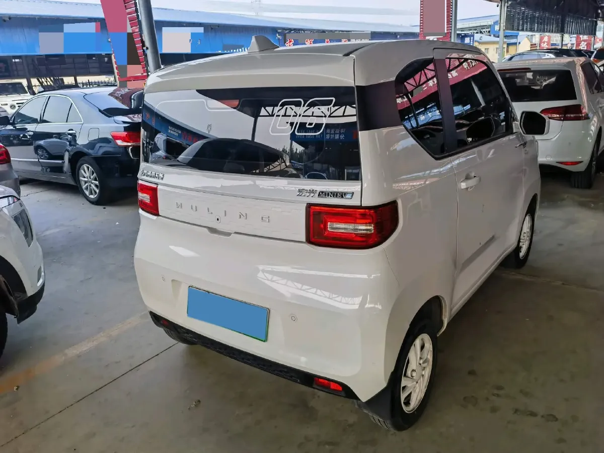 2020 WuLing HongGuang MINI EV BEV 9KWH,autocango,china used car exporter,china ev exporter,chinese used car exporter,chinese used ev exporter