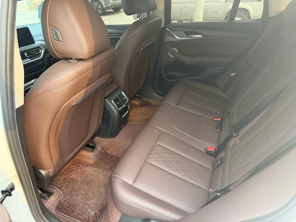 2023 BMW X3 2.0T 245HP L4 8AT,autocango,china used car exporter,china ev exporter,chinese used car exporter,chinese used ev exporter