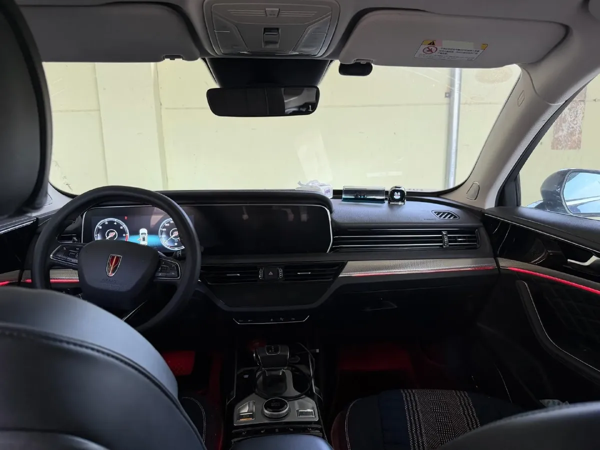 2019 HongQi HS5 2.0T 224HP L4 6AT,autocango,china used car exporter,china ev exporter,chinese used car exporter,chinese used ev exporter