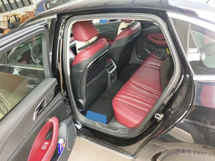 2024 HongQi H5 2.0T 224HP L4 8AT,autocango,china used car exporter,china ev exporter,chinese used car exporter,chinese used ev exporter