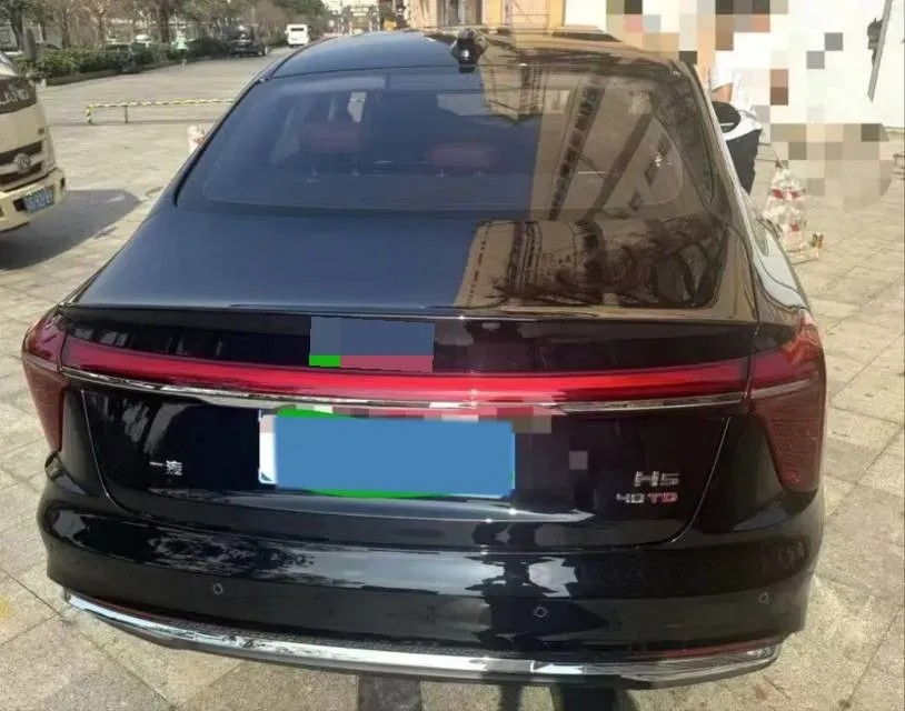 2024 HongQi H5 2.0T 224HP L4 8AT,autocango,china used car exporter,china ev exporter,chinese used car exporter,chinese used ev exporter