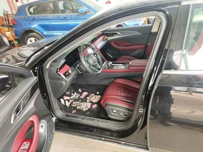 2024 HongQi H5 2.0T 224HP L4 8AT,autocango,china used car exporter,china ev exporter,chinese used car exporter,chinese used ev exporter