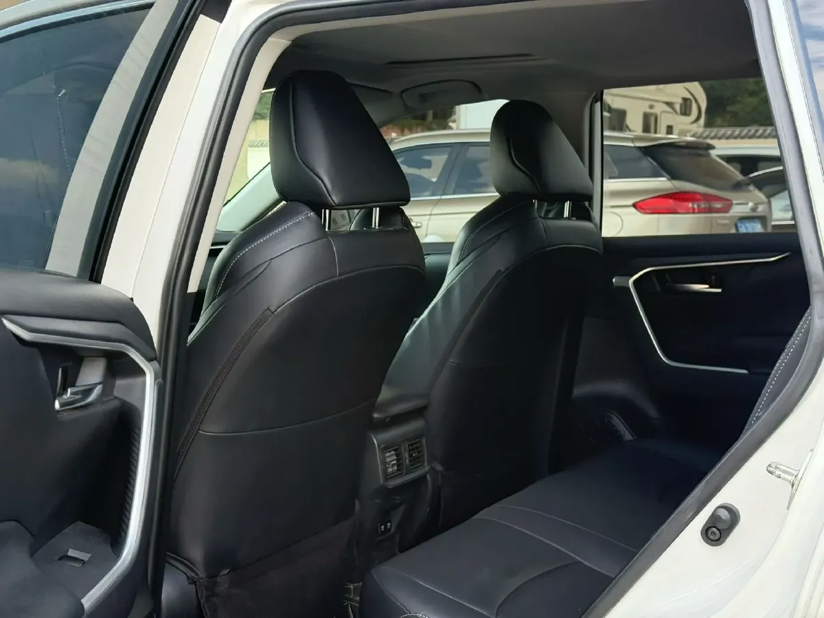 2020 Toyota Wildlander 2.0L 171HP L4 CVT,autocango,china used car exporter,china ev exporter,chinese used car exporter,chinese used ev exporter