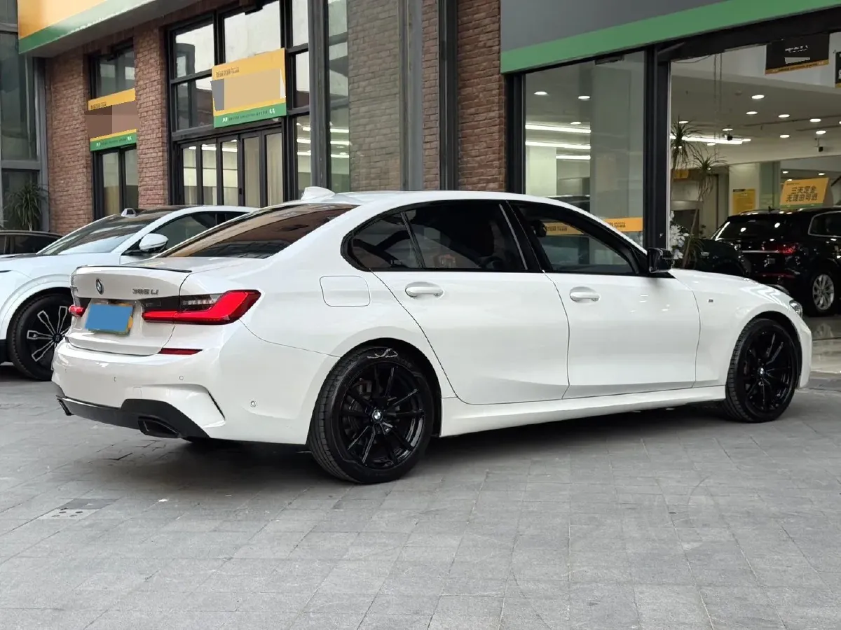 2021 BMW 3 Series 2.0T 184HP L4 8AT,autocango,china used car exporter,china ev exporter,chinese used car exporter,chinese used ev exporter