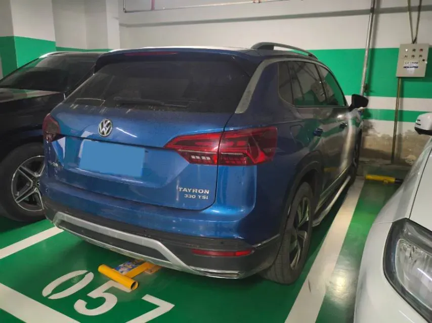 2019 Jeep Cherokee 2.0T 234HP L4 9AT,autocango,china used car exporter,china ev exporter,chinese used car exporter,chinese used ev exporter
