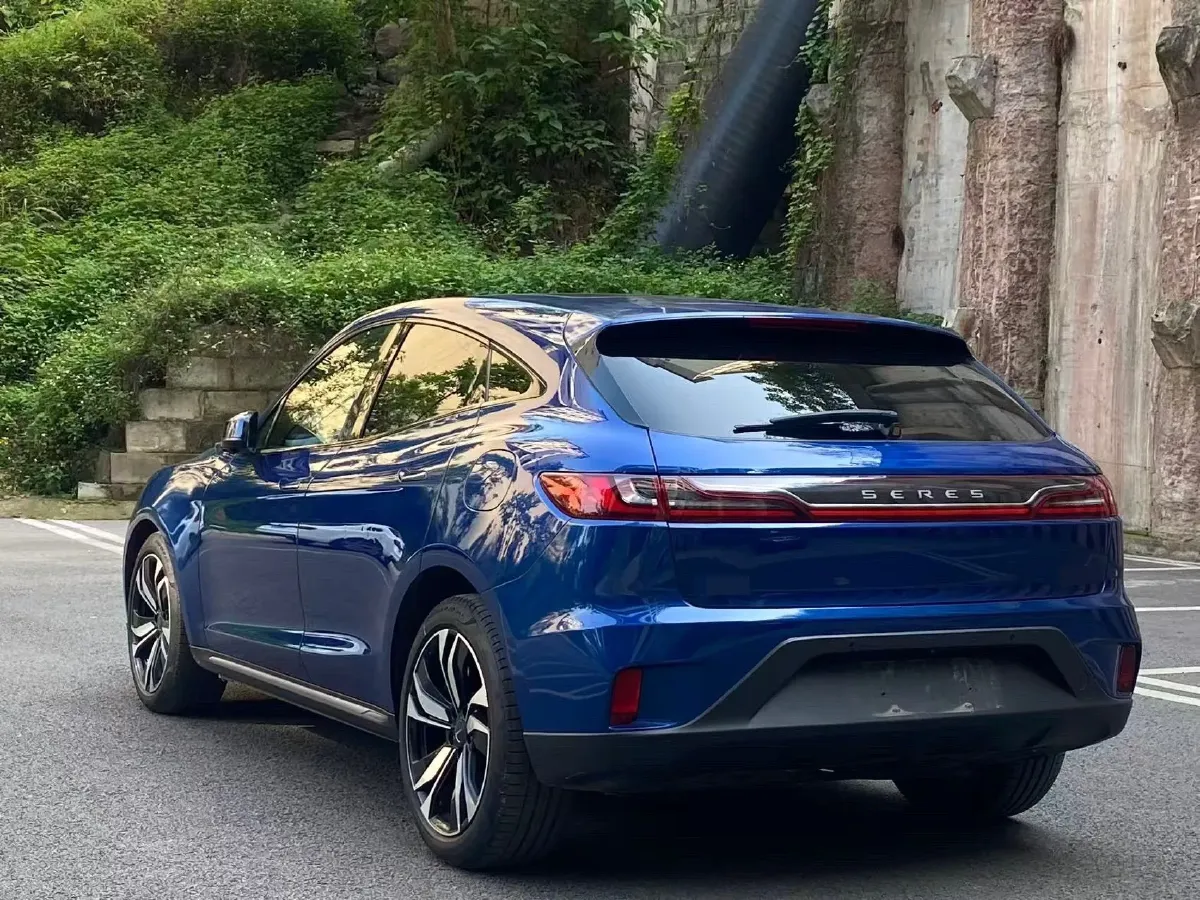 2020 SERES SF5 Range Extended 112HP REEV 35KWH,autocango,china used car exporter,china ev exporter,chinese used car exporter,chinese used ev exporter