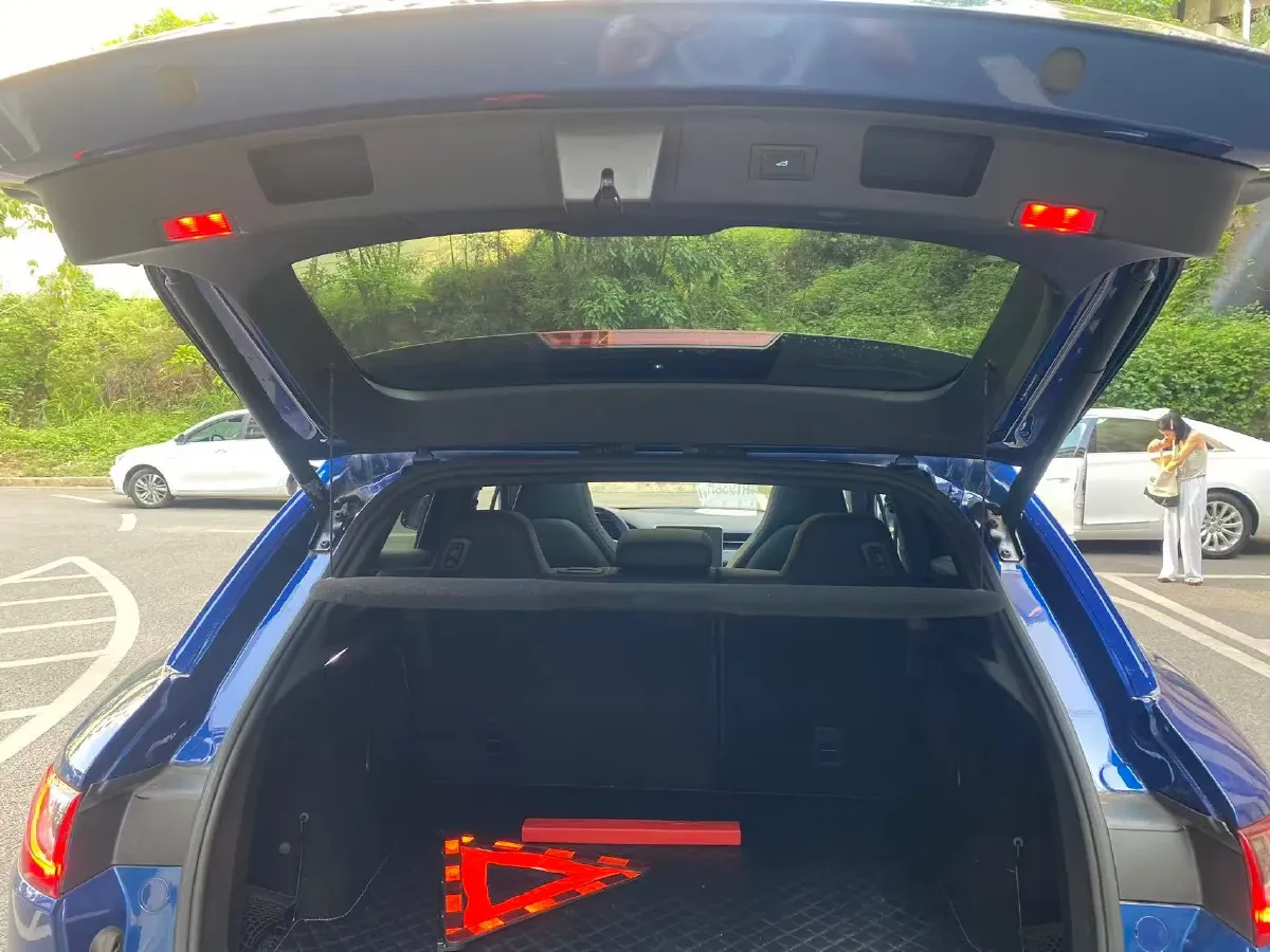 2020 SERES SF5 Range Extended 112HP REEV 35KWH,autocango,china used car exporter,china ev exporter,chinese used car exporter,chinese used ev exporter