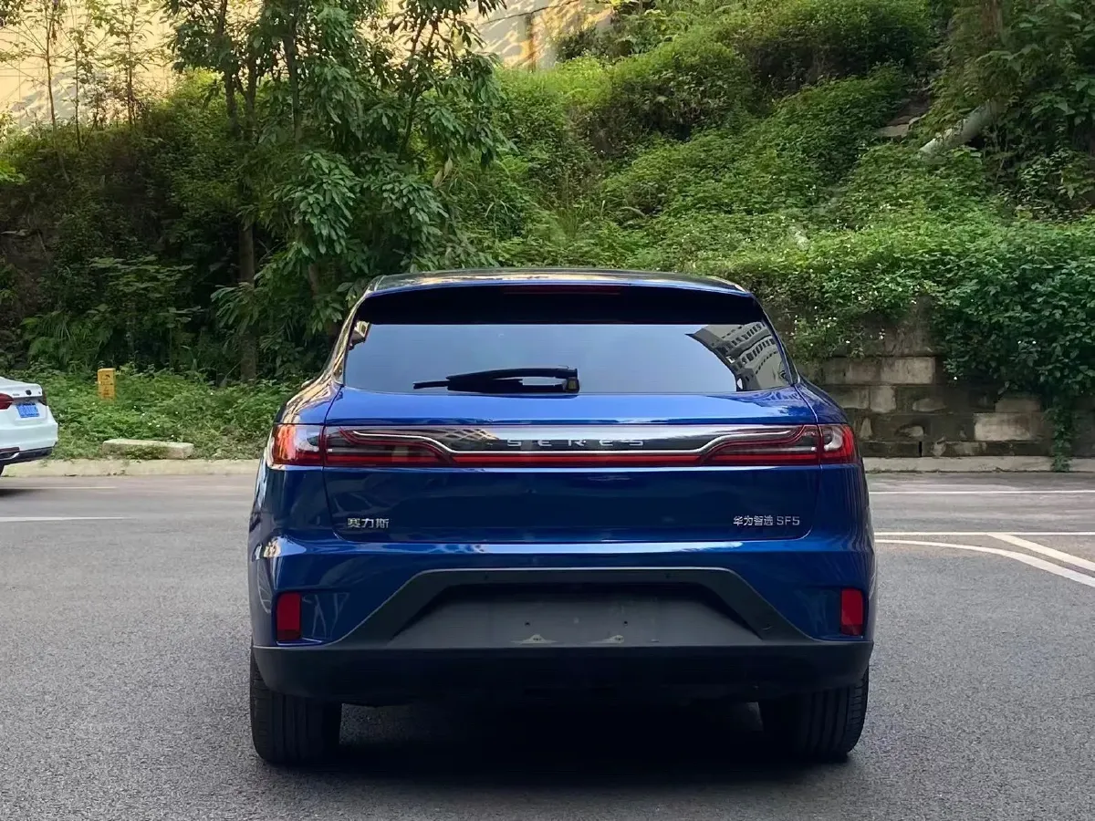 2020 SERES SF5 Range Extended 112HP REEV 35KWH,autocango,china used car exporter,china ev exporter,chinese used car exporter,chinese used ev exporter