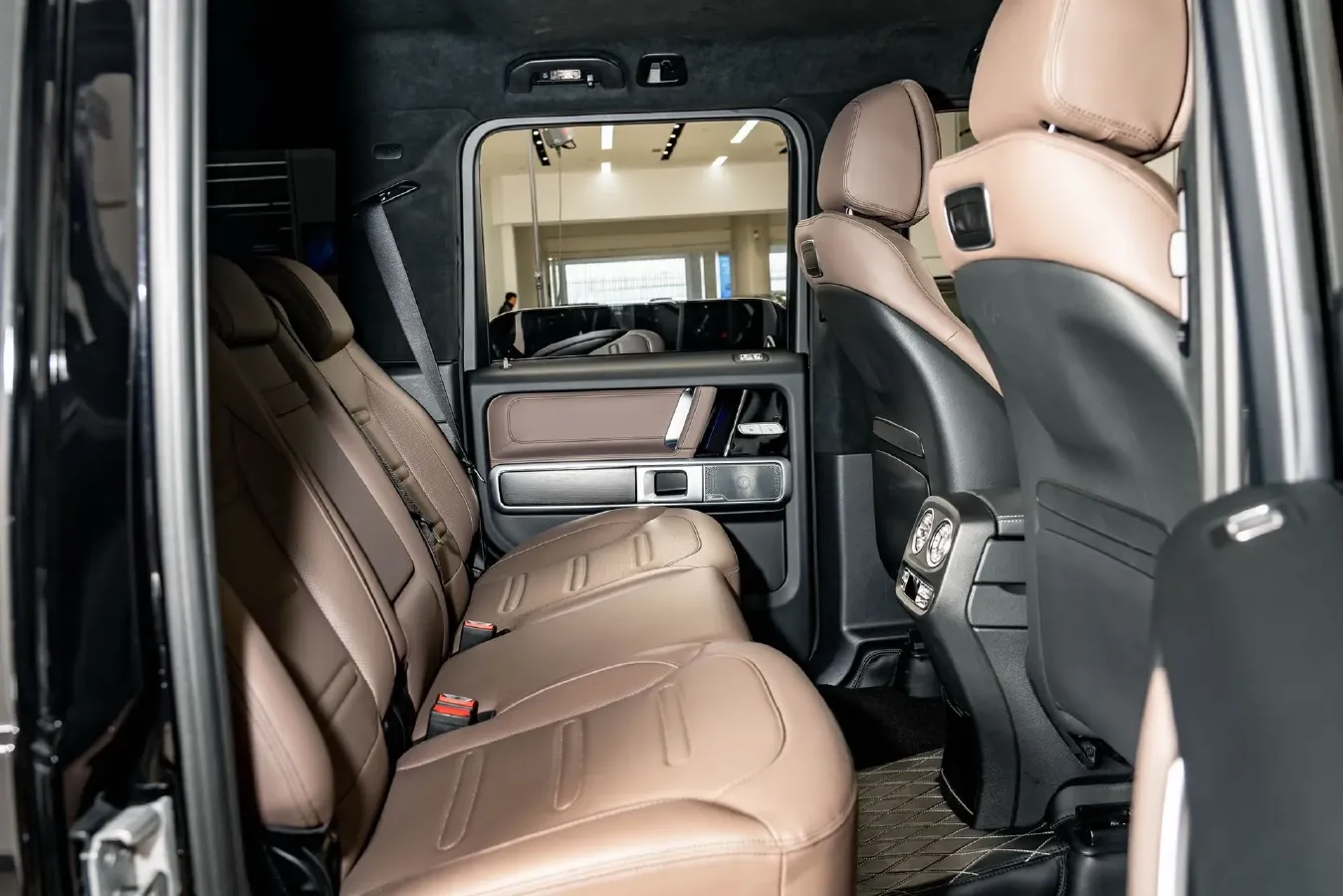 2024 Mercedes-Benz G Class 4.0T 421HP V8 9AT,autocango,china used car exporter,china ev exporter,chinese used car exporter,chinese used ev exporter