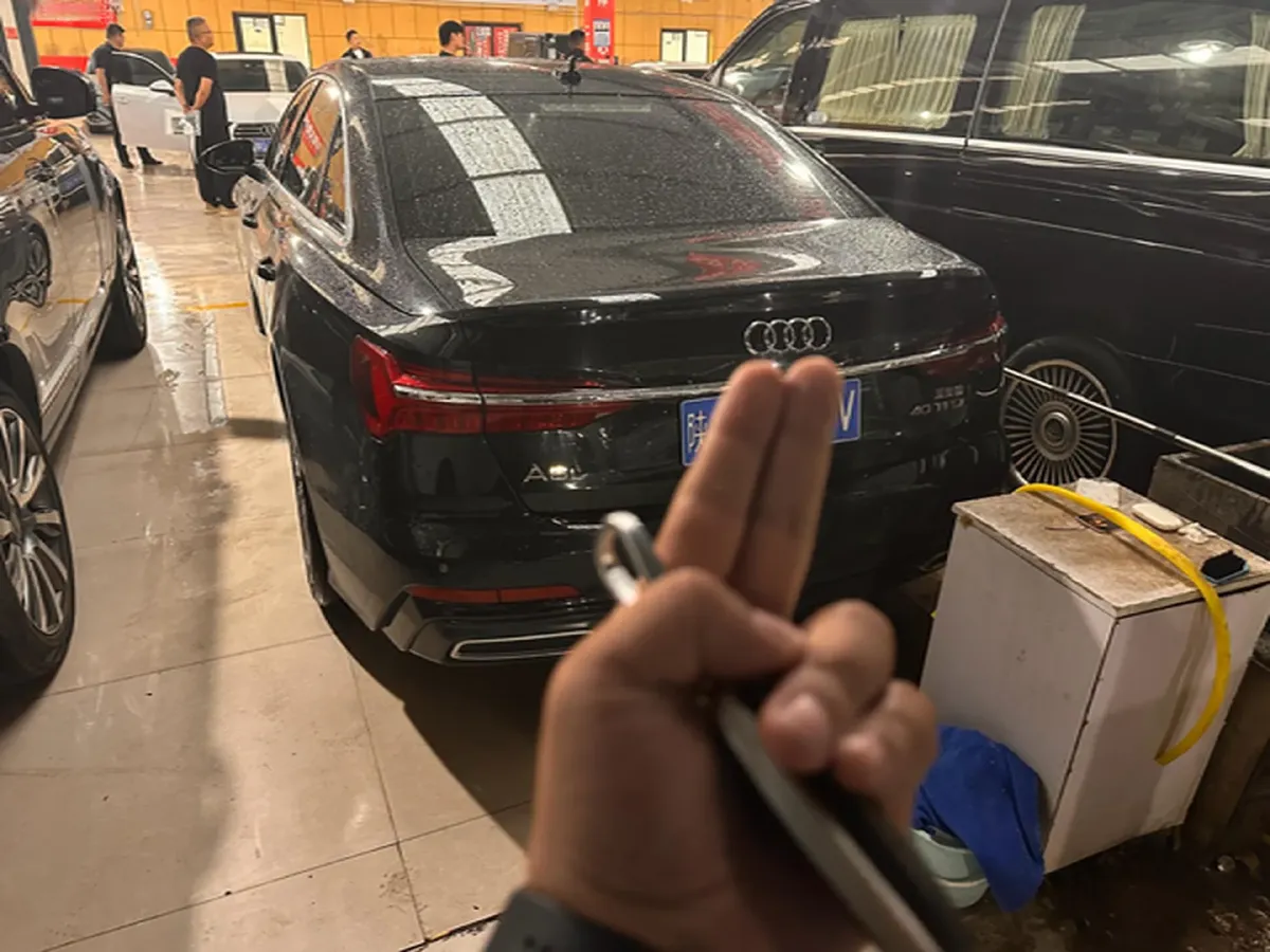2020 Audi A6L 2.0T 190HP L4 7DCT,autocango,china used car exporter,china ev exporter,chinese used car exporter,chinese used ev exporter