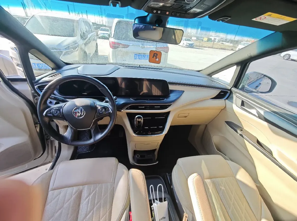 2022 Buick GL8 2.0T 237HP L4 9AT,autocango,china used car exporter,china ev exporter,chinese used car exporter,chinese used ev exporter