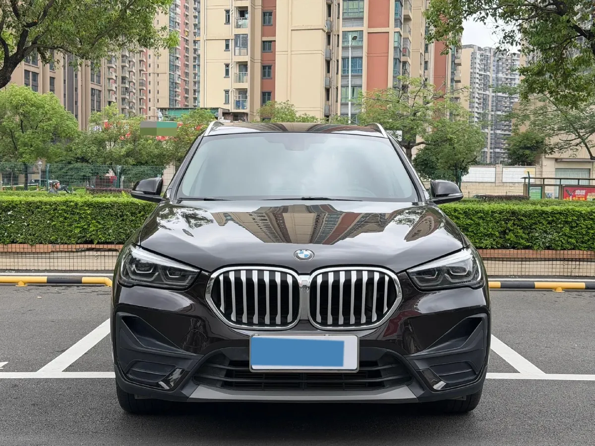 2022 BMW X1 2.0T 192HP L4 7DCT,autocango,china used car exporter,china ev exporter,chinese used car exporter,chinese used ev exporter