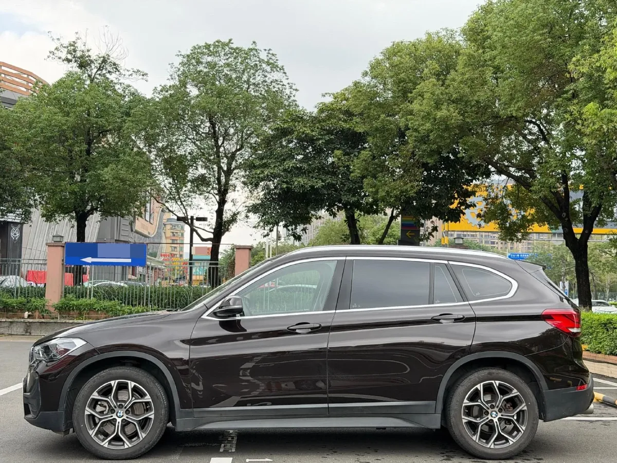 2022 BMW X1 2.0T 192HP L4 7DCT,autocango,china used car exporter,china ev exporter,chinese used car exporter,chinese used ev exporter