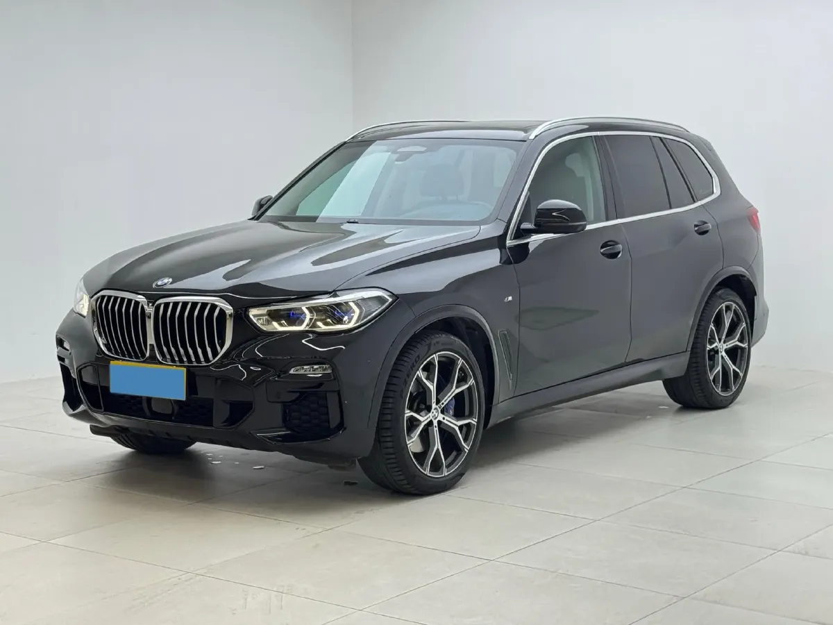 2021 BMW X5 3.0T 340HP L6 8AT,autocango,china used car exporter,china ev exporter,chinese used car exporter,chinese used ev exporter