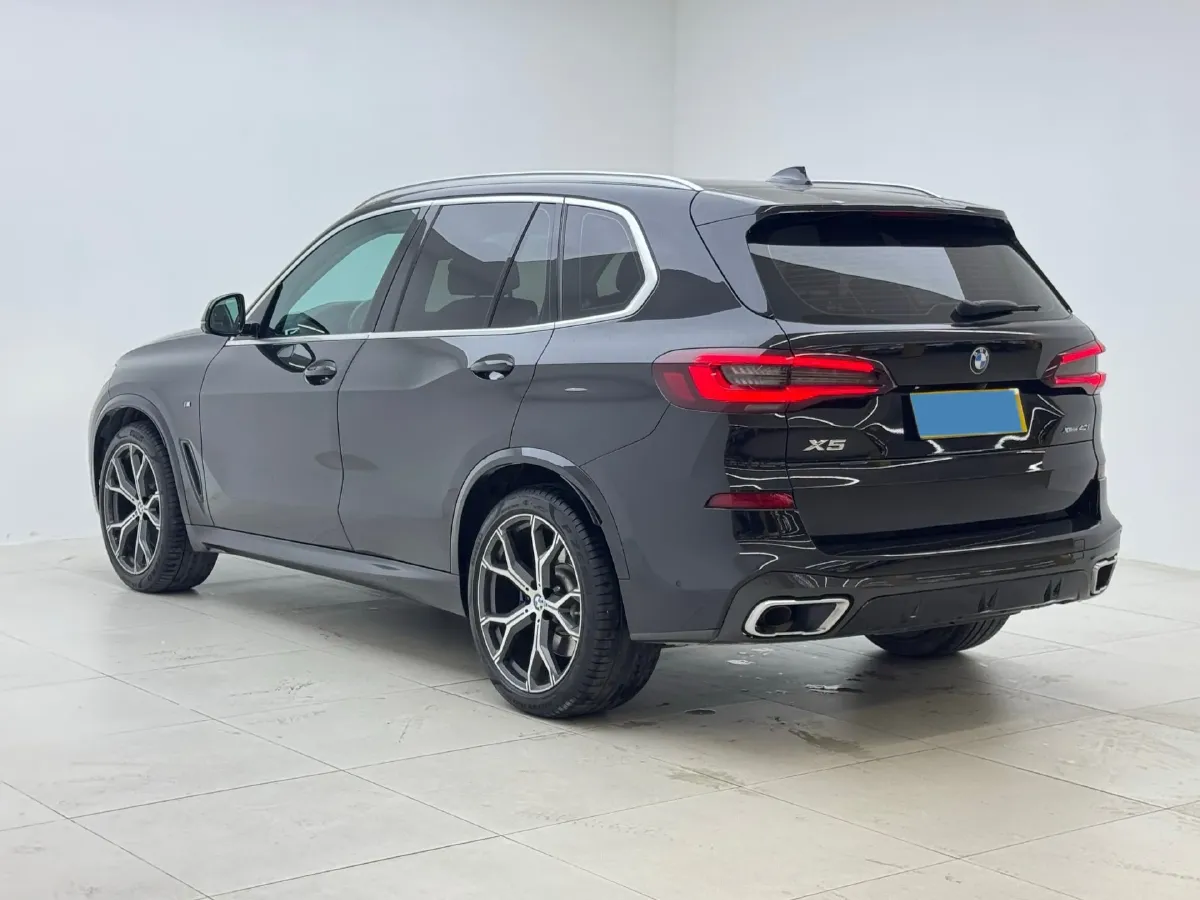 2021 BMW X5 3.0T 340HP L6 8AT,autocango,china used car exporter,china ev exporter,chinese used car exporter,chinese used ev exporter