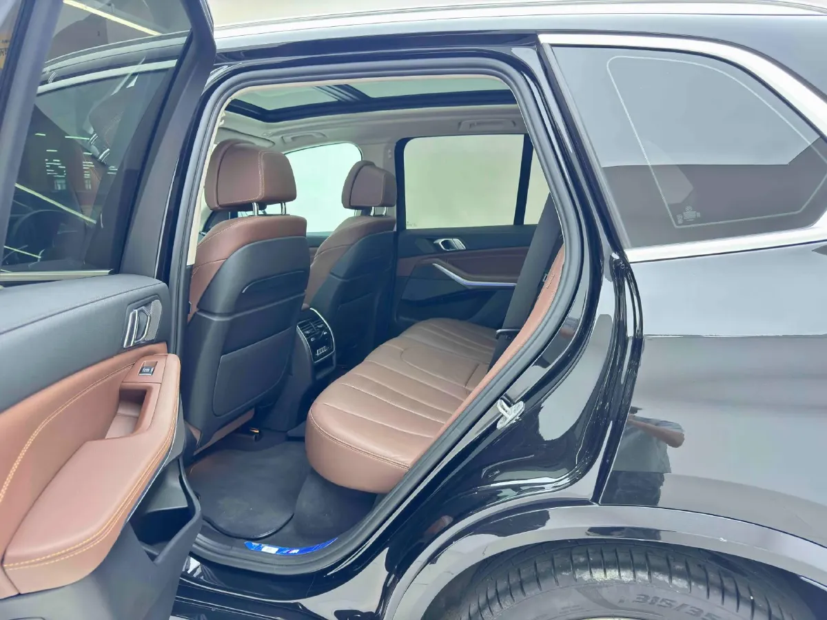 2021 BMW X5 3.0T 340HP L6 8AT,autocango,china used car exporter,china ev exporter,chinese used car exporter,chinese used ev exporter