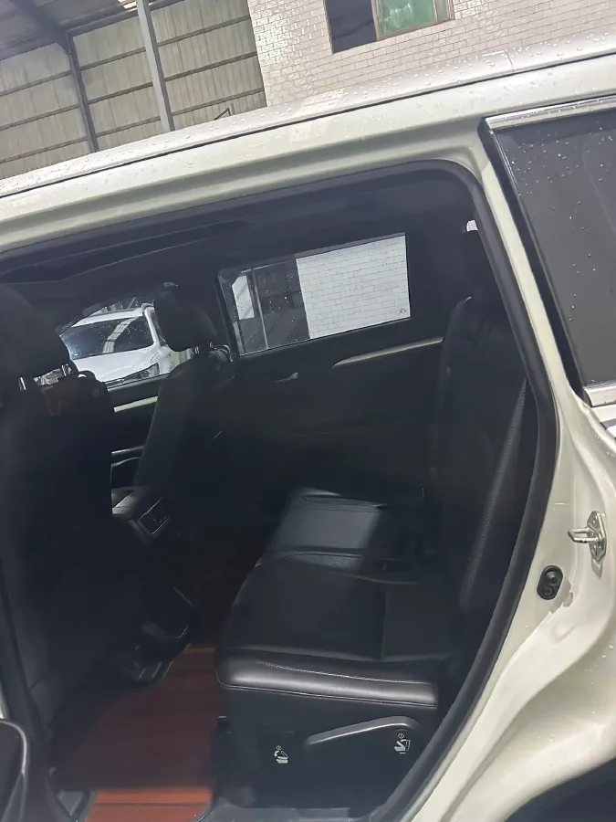 2018 Toyota Highlander 2.0T 220HP L4 6AT,autocango,china used car exporter,china ev exporter,chinese used car exporter,chinese used ev exporter