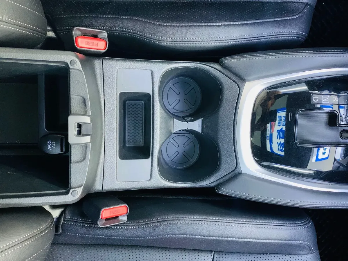 2022 Nissan X-Trail 2.0L 151HP L4 CVT,autocango,china used car exporter,china ev exporter,chinese used car exporter,chinese used ev exporter
