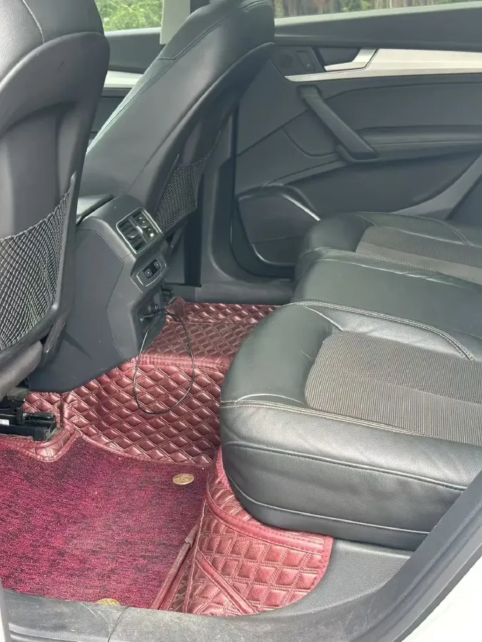 2020 Audi Q5L 2.0T 190HP L4 7DCT,autocango,china used car exporter,china ev exporter,chinese used car exporter,chinese used ev exporter