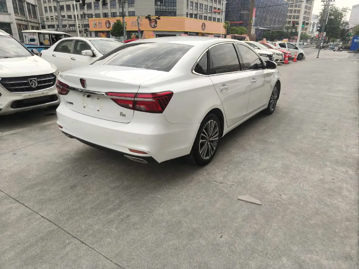 2019 Roewe i6 1.6L 125HP L4 5MT,autocango,china used car exporter,china ev exporter,chinese used car exporter,chinese used ev exporter