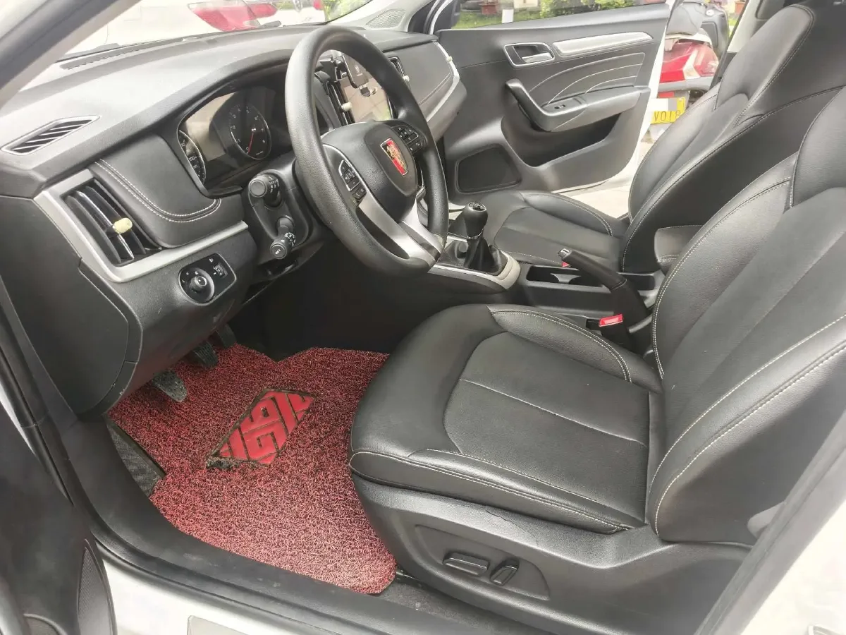 2019 Roewe i6 1.6L 125HP L4 5MT,autocango,china used car exporter,china ev exporter,chinese used car exporter,chinese used ev exporter