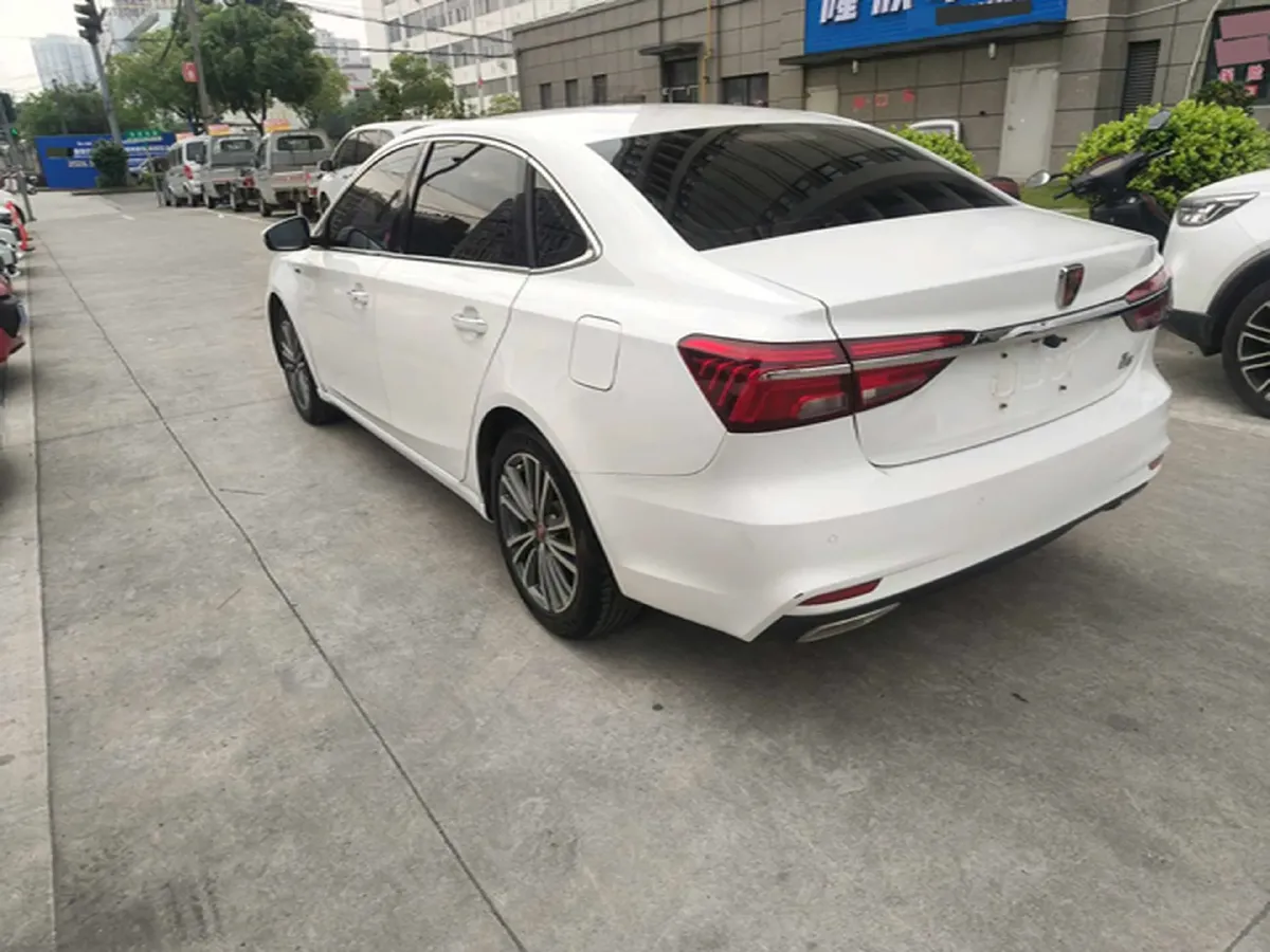 2019 Roewe i6 1.6L 125HP L4 5MT,autocango,china used car exporter,china ev exporter,chinese used car exporter,chinese used ev exporter