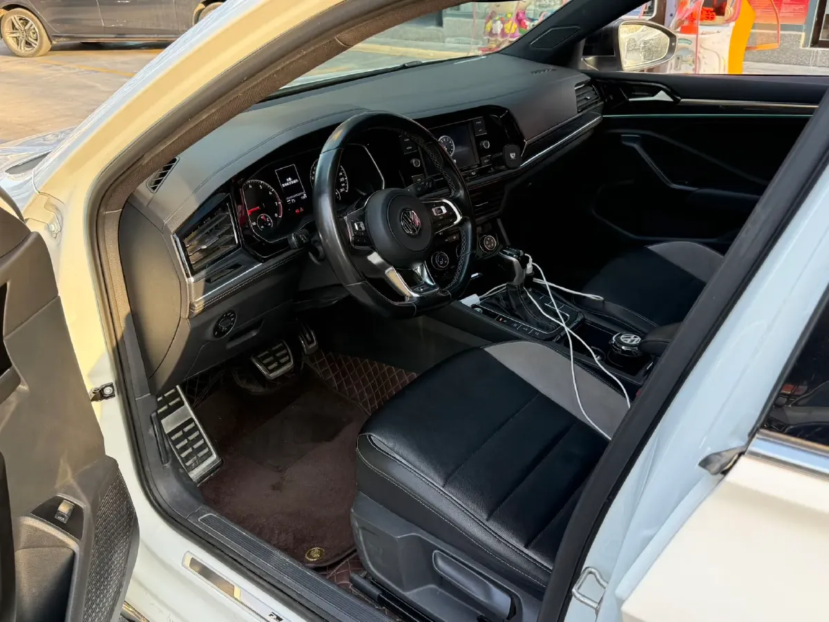 2019 Kia K5 2.0L 161HP L4 6AT,autocango,china used car exporter,china ev exporter,chinese used car exporter,chinese used ev exporter