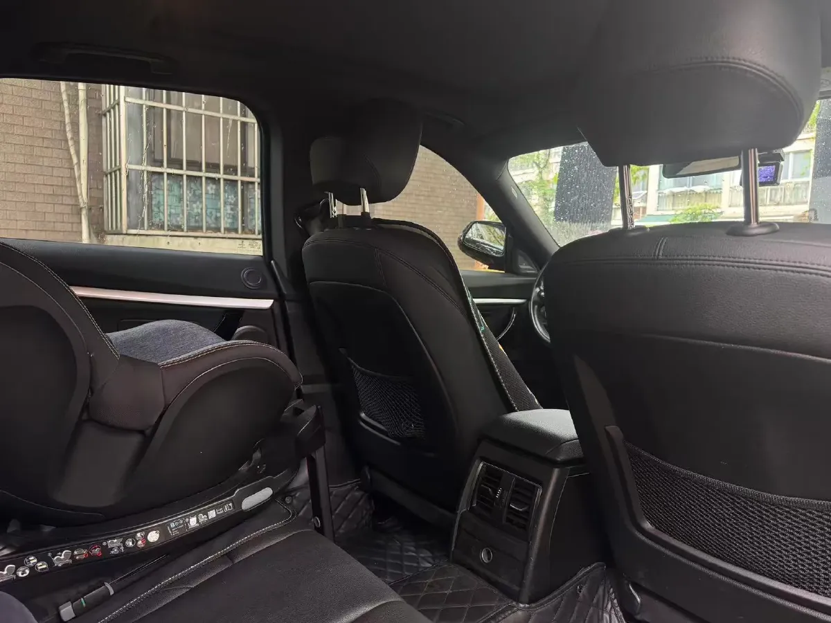 2019 BMW 3 Series GT 2.0T 184HP L4 8AT,autocango,china used car exporter,china ev exporter,chinese used car exporter,chinese used ev exporter
