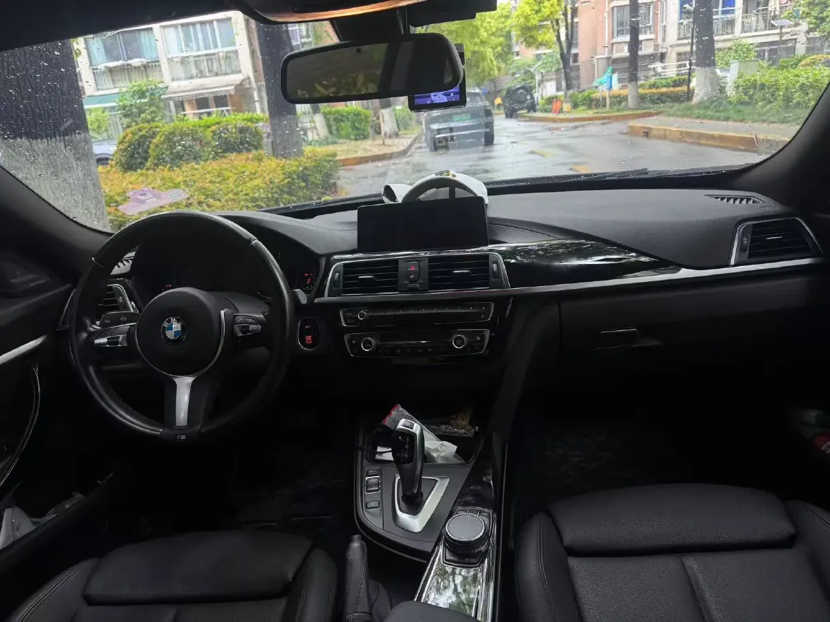 2019 BMW 3 Series GT 2.0T 184HP L4 8AT,autocango,china used car exporter,china ev exporter,chinese used car exporter,chinese used ev exporter
